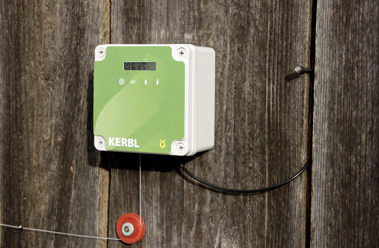 Kerbl Kit complet porte de poulailler automatique - taille M