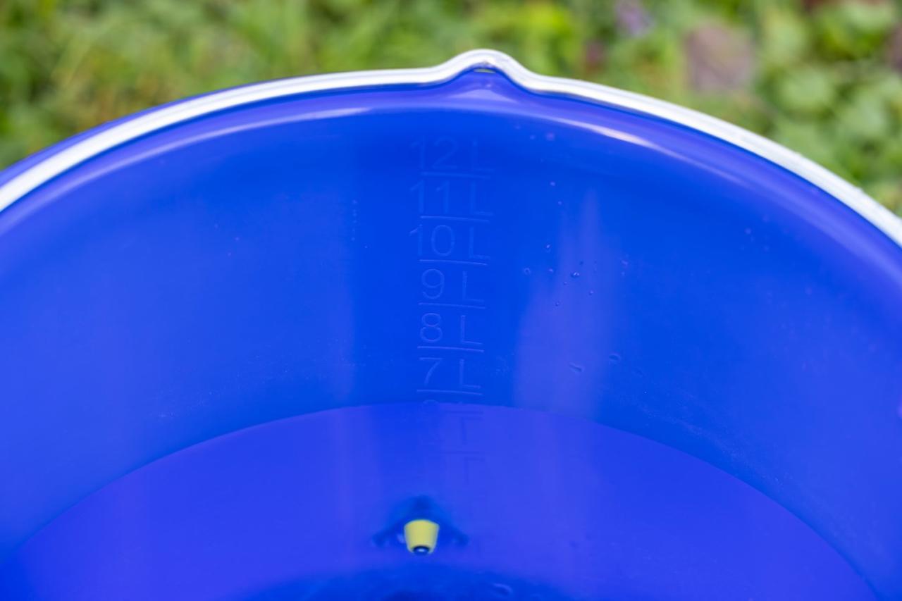 Seau abreuvoir à pipettes 12 l pour volaille