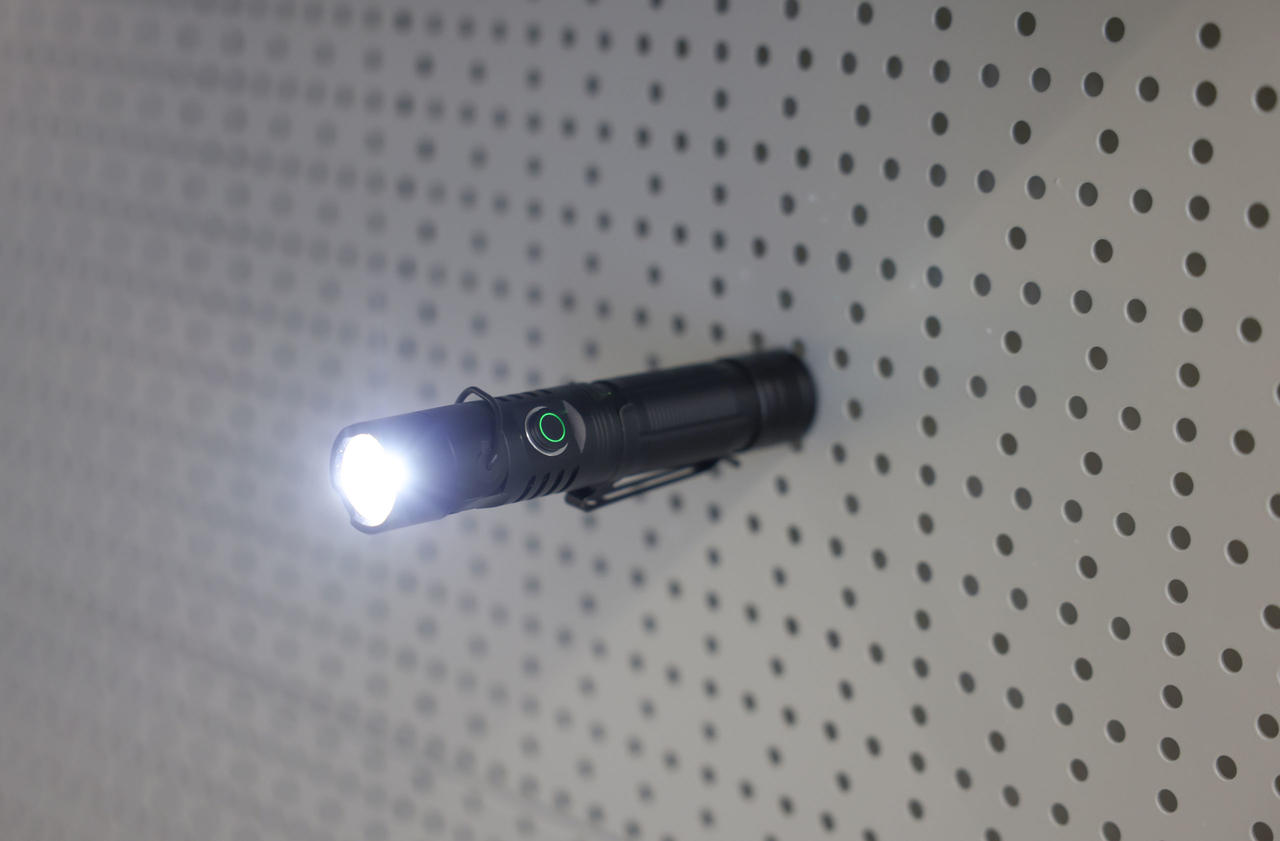 Kerbl Lampe de poche LED FlexFire 1000