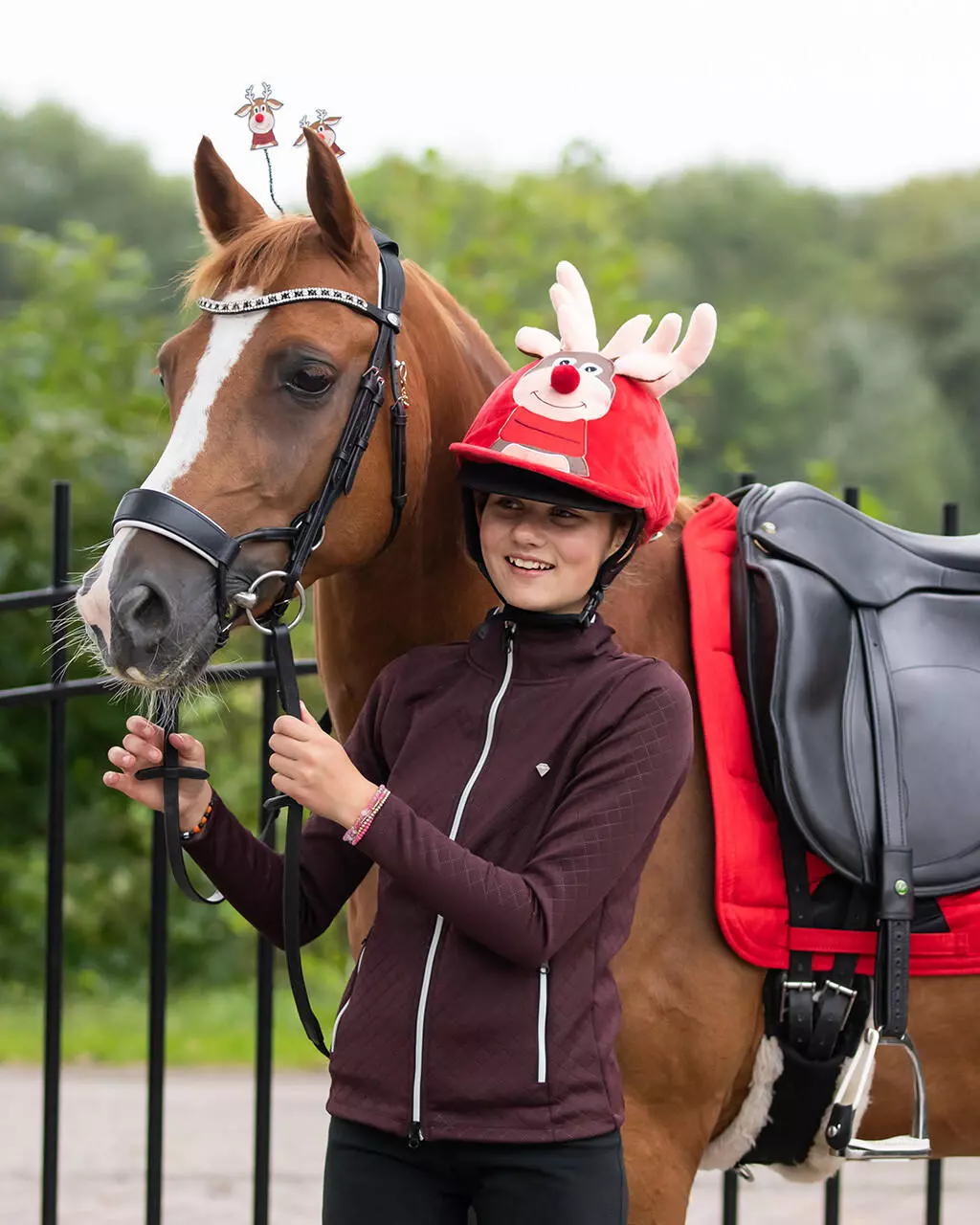 QHP Toque pour casque Noël Rudolph